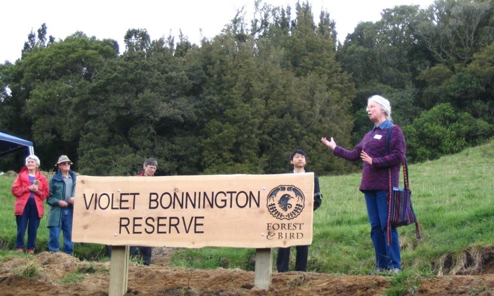 New Violet Bonnington Reserve sign