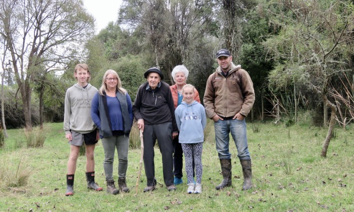 Arowhenua Bush with (from left) Will and Kate Bowman, Fraser Ross, Ines  Stäger, and Jess and Stu Bowman. Image Ines Stäge