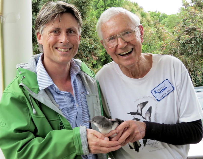 Geoff with Forest & Bird past-President Andrew Cutler and a Hutton’s shearwater. Image Ailsa Howard